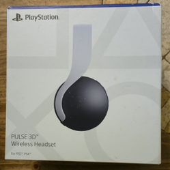 Brand New Sony Pulse 3D Wireless Gaming Headset for PlayStation PS5 /PS4 (White)