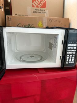 Hamilton beach black microwave