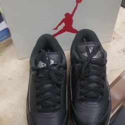 NIKE JORDAN SHOES FD0383 001 BLACK SIZE 8.5 PRE OWNED 887182-1