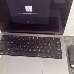 MacBook Pro M1 Max 32GB Ram 1TB HD