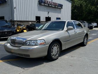 2006 Lincoln Town Car
