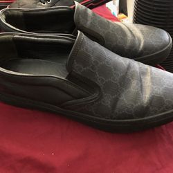 Gucci supreme GG Slip Ons 