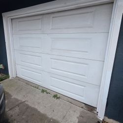 Garage Door/puerta De Garaje 