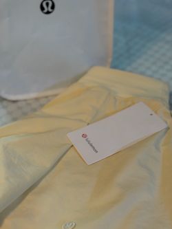Lululemon A-Line Side-Pleat Tennis Skirt XS Yellow