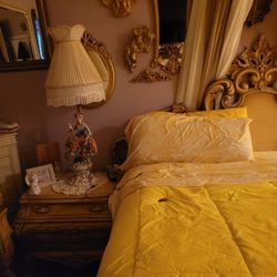 Antique Bedroom Set For Sale