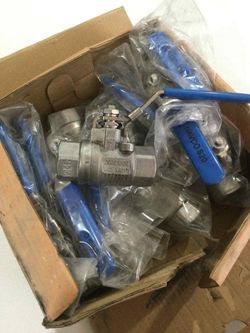 Navco  1/2" 2000 WOG CF8M Ball Valve