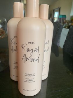 Aceite de almendra muy bueno para la reséquela de cuerpo y cada uno$30