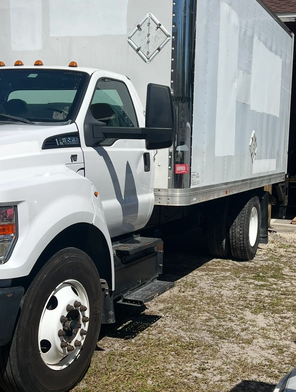 2017 Ford F650 17ft Box Truck