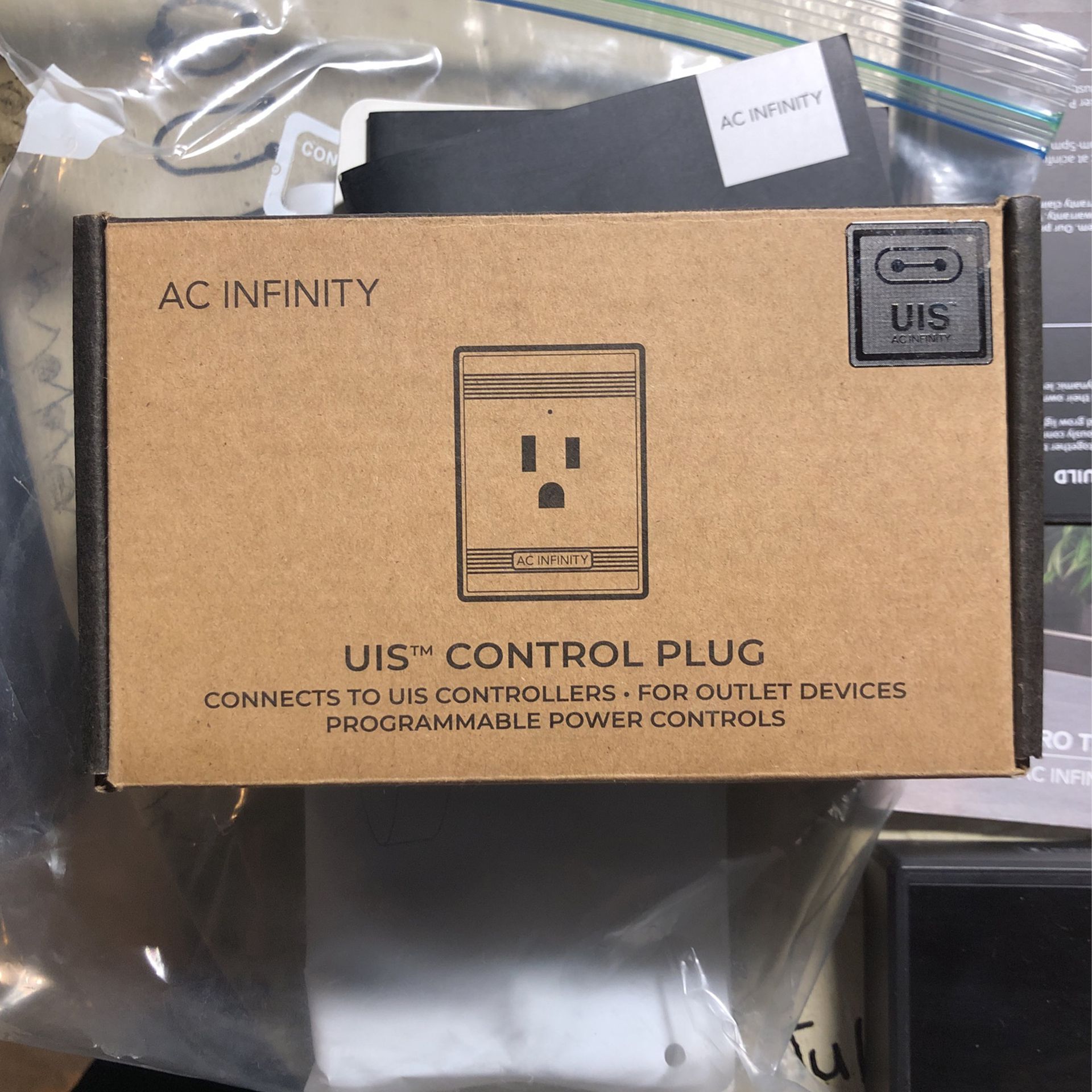 Control Plug