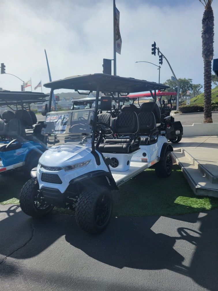 2025 Voyager Patriot 6-Passenger Lifted 72-Volt Lithium Street Legal LSV Golf Cart