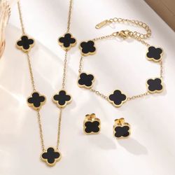 Luxury Stainless Steel Four-Leaf Clover Necklace And Bracelet Jewelry Set, Polished Flower Necklace