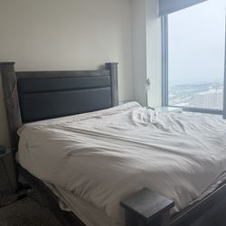 Queen Size Bed Frame With Mattress 