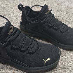 Women’s Puma Sneakers
