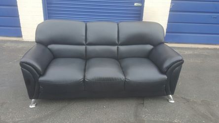 NEW Black leather Couch Free Delivery