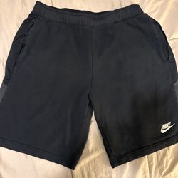 Men’s Nike Sweatshirts 