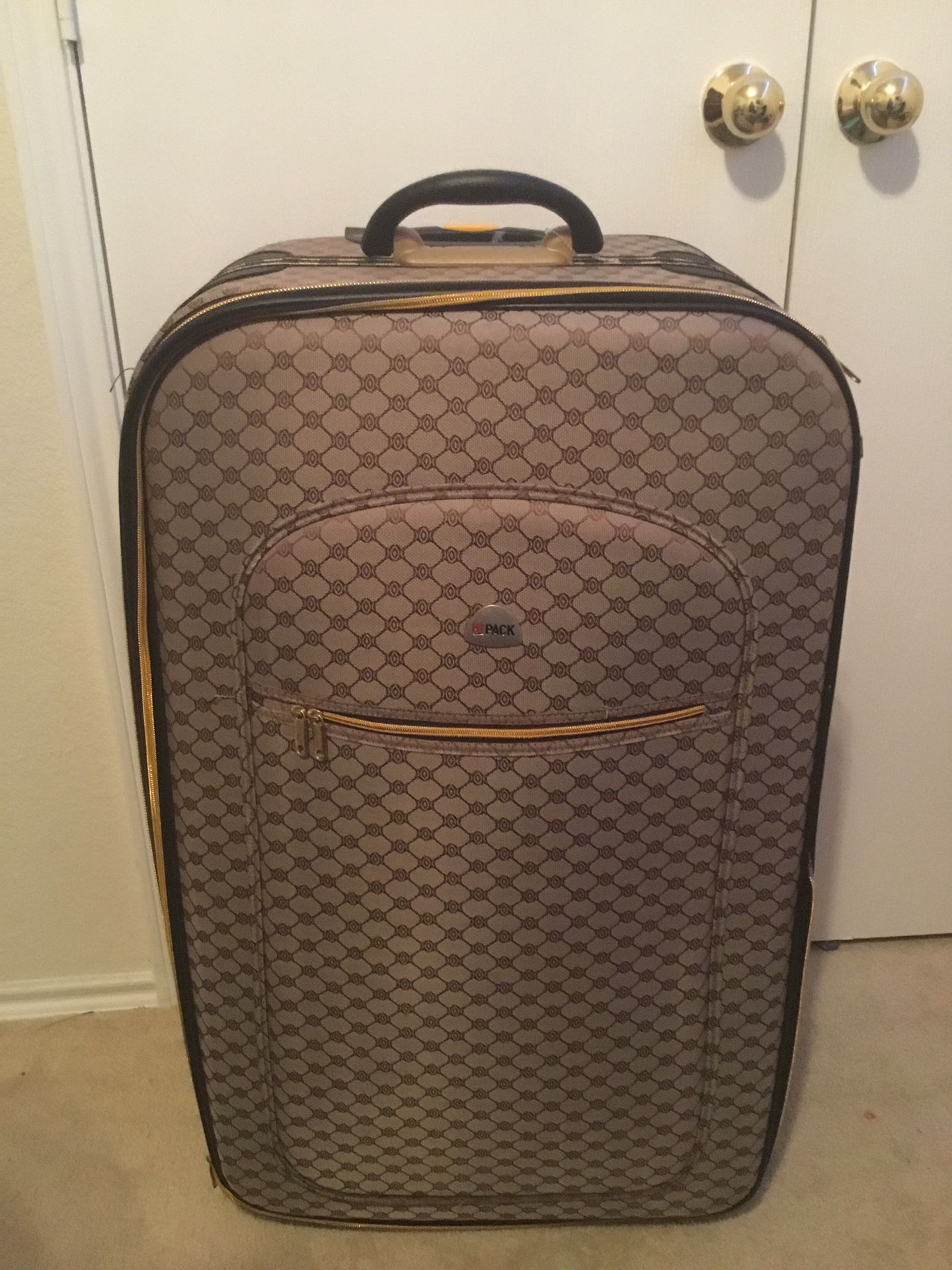 Hipack Suitcase