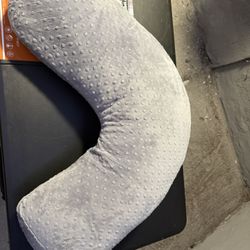 Luna Lullaby Breast Feeding Pillow 