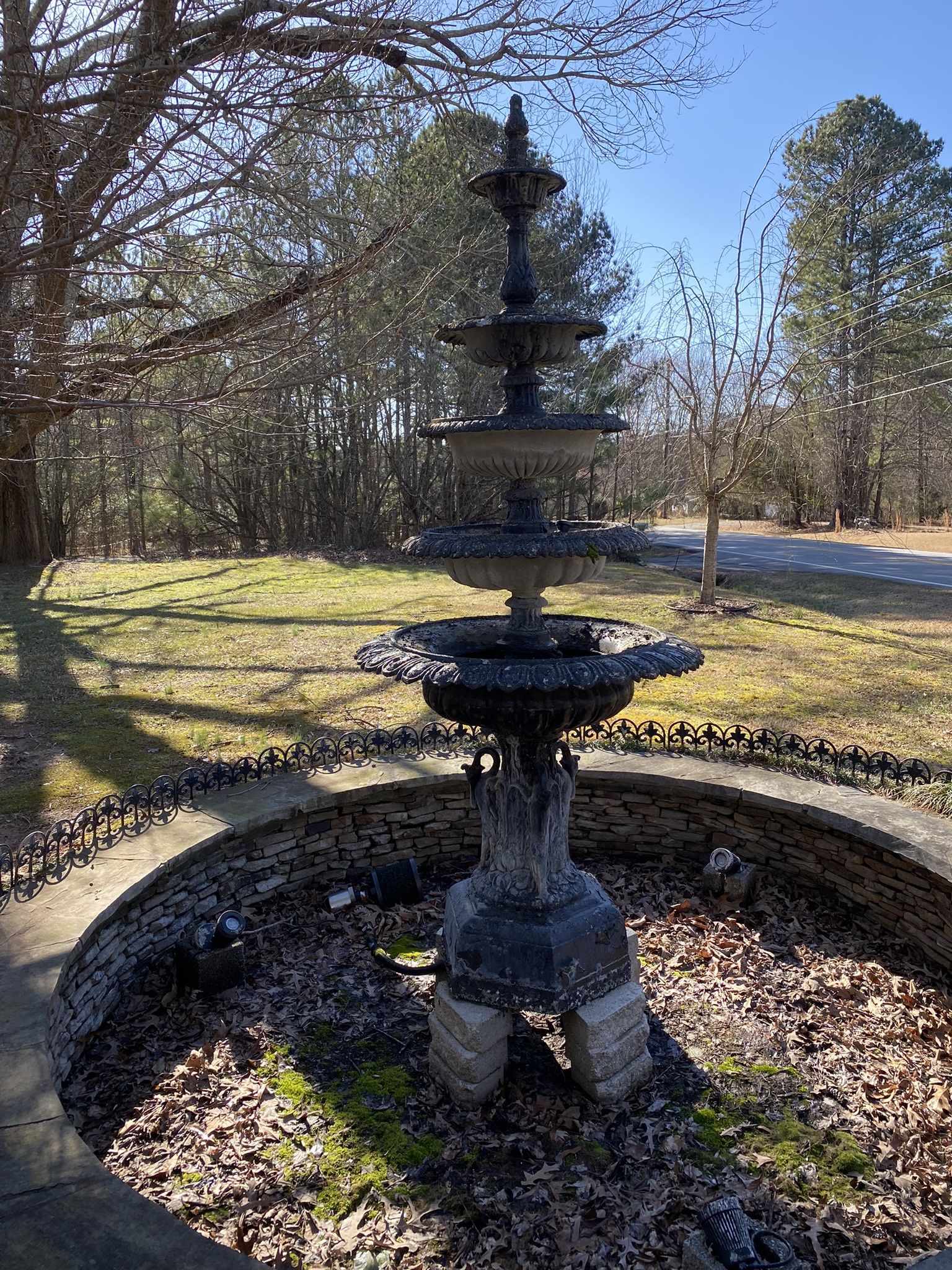 Fountain (aluminum)