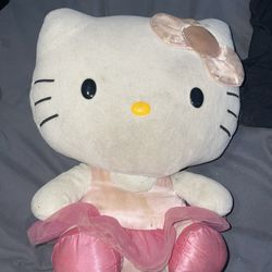 RARE: hello kitty tutu/ballerina collectible 