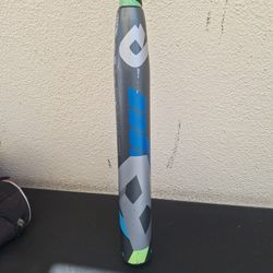 DeMarini CF8 Fastpitch Softball Bat 