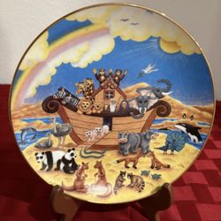 The Rainbows Of Promise by Linda Undermehr Plate & Stand Noah's Ark