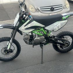 Brand New Teen And Adults Dirt Bike 