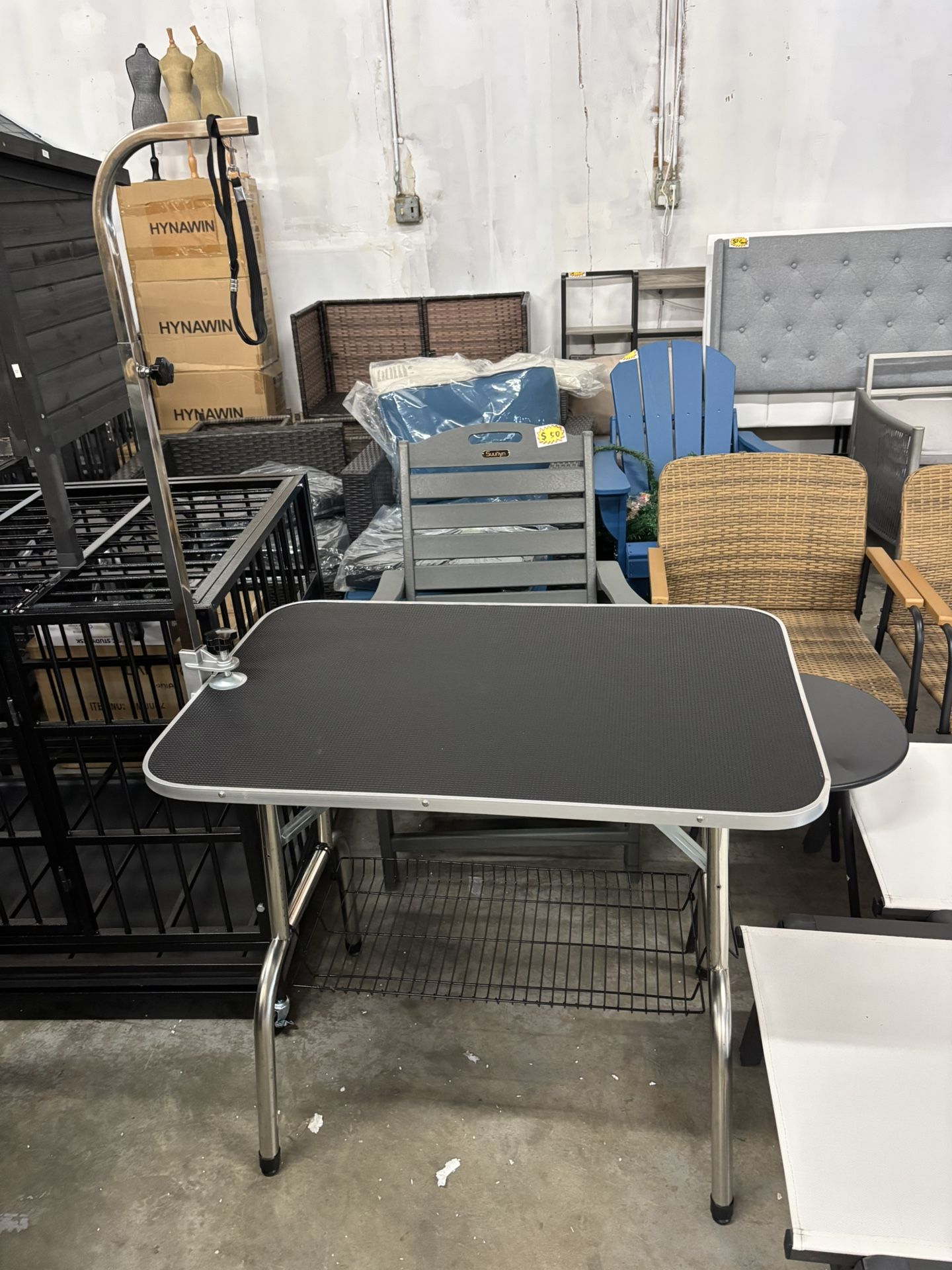 New Pet Grooming Table