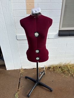 Adjustable Dress Form Mannequin with Stand