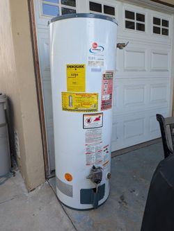 Free water heater / Calentador de agua gratis
