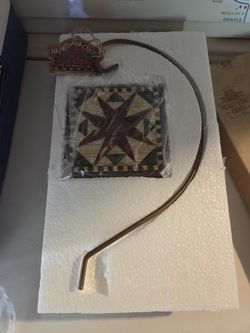 JIM SHORE Heartwood Creek Square Quilt Ornament Holder