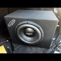 Amp And Subwoofer 