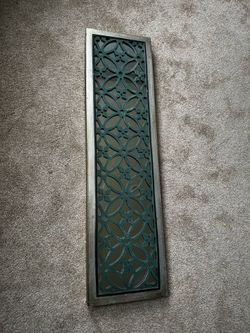 Decorative wall mirror