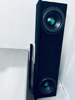 Dual Subwoofer Speaker Box