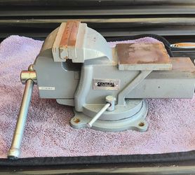Anvil Vise