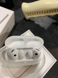 Apple AirPods Pro 3 Wireless Earbuds, Active Noise Cancellation, Live Translation, Heart Rate Sensing, Hearing Aid Feature, Bluetooth Headphones, Spat