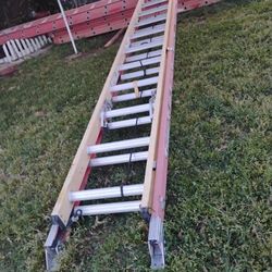 32 Ft Fiberglass Extension Ladder 