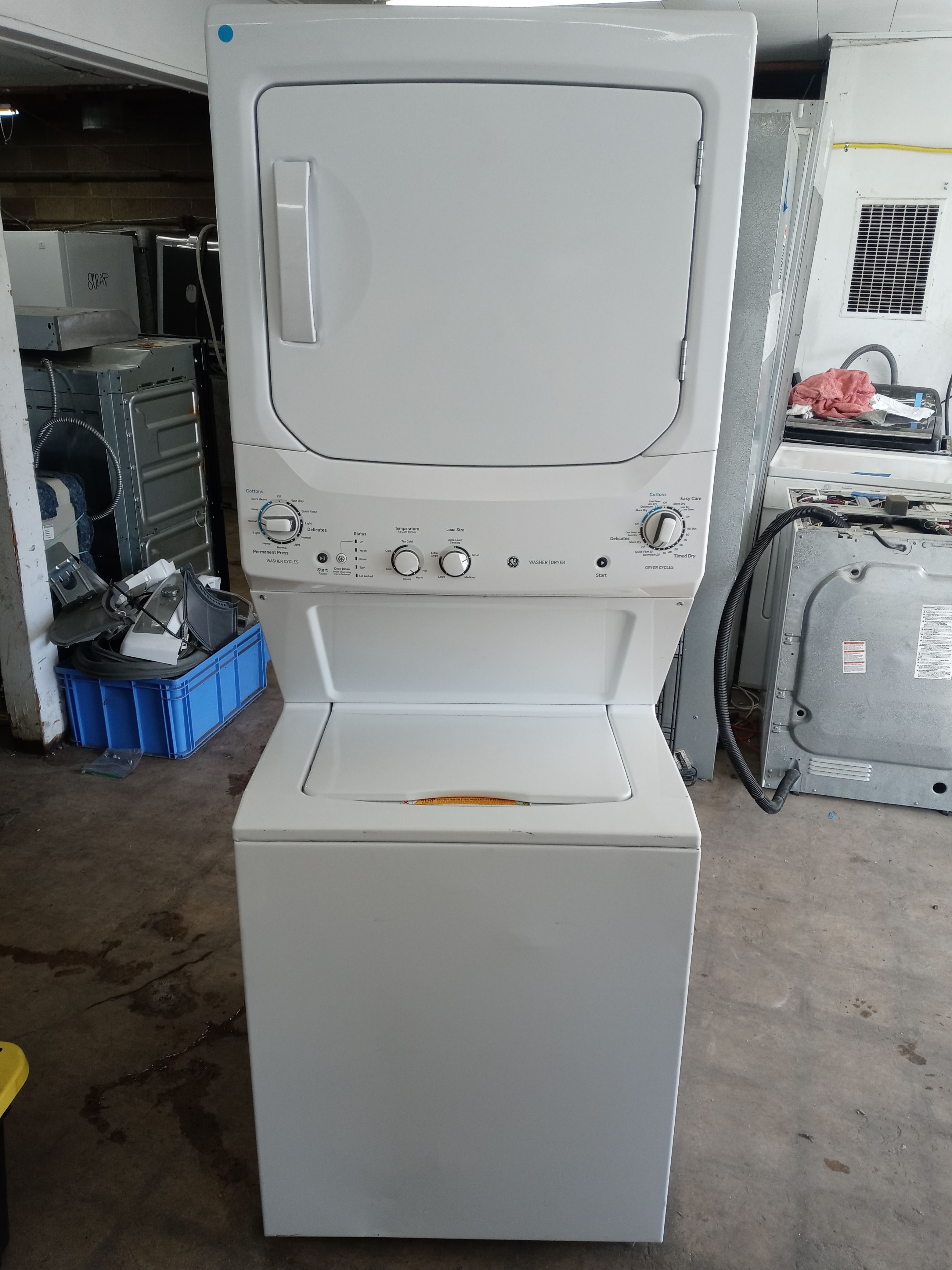 GE 27" unitized washer and dryer stack - Free delivery