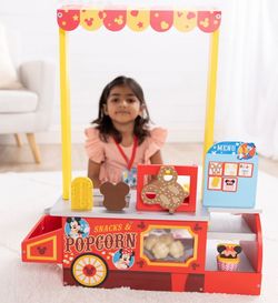 New - Melissa & Doug Disney Snacks & Popcorn Wooden Pretend Play Food Counter – 33pc: Mickey Mouse Kitchen Accessories Disneyland