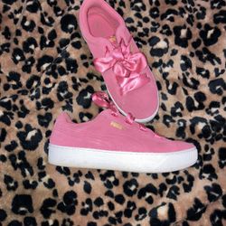 WOMENS  SHOES SIZE 9 