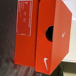 Size 7 Nike Cleats 