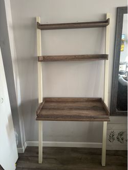 Desk with shelves