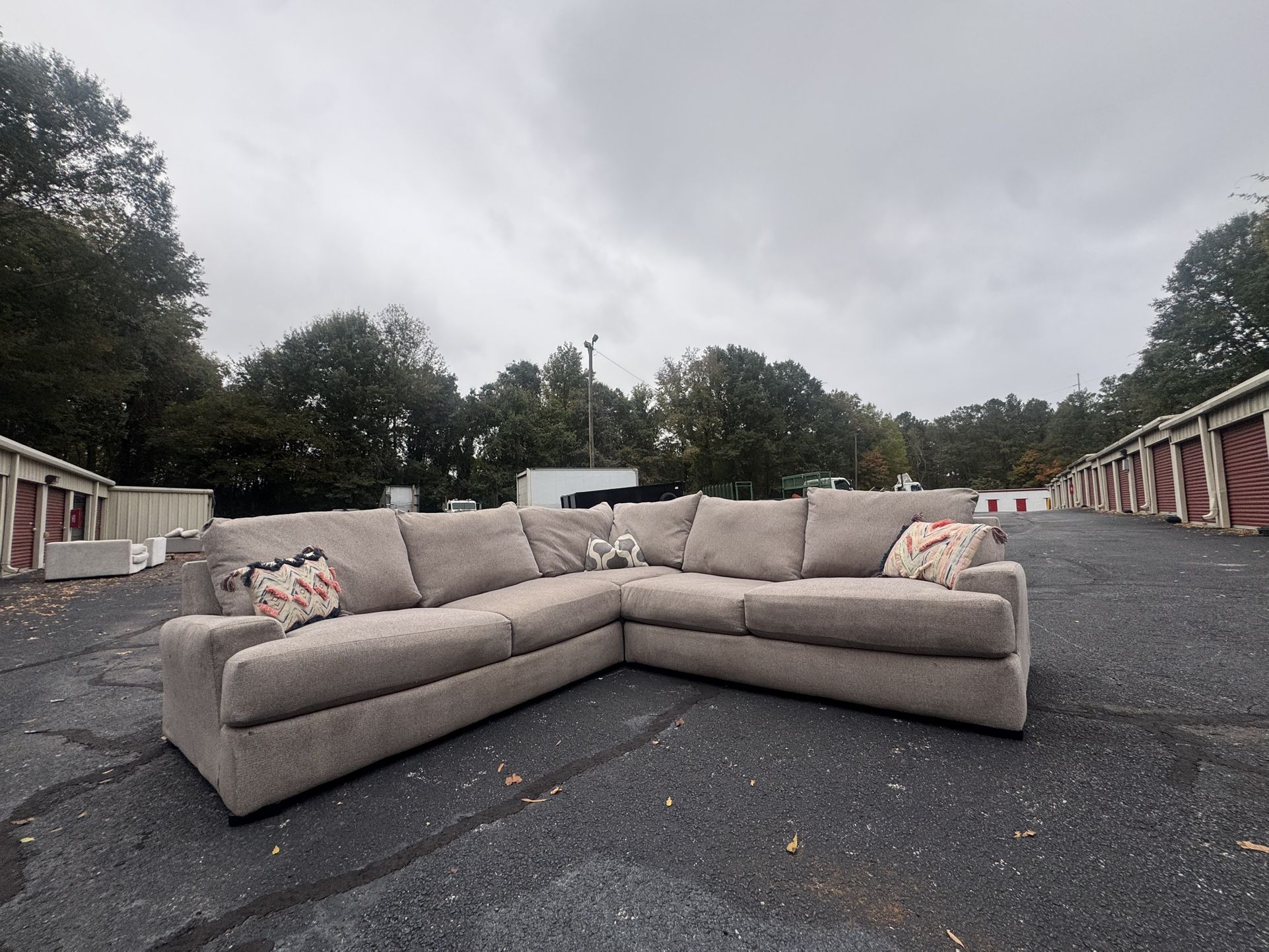 Grey Sectional ( Delivery Available ) 