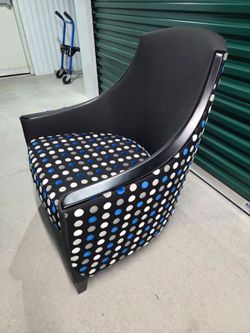 Pokidot chair