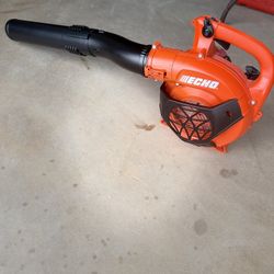 ECHO 170 MPH 453 CFM 25.4 cc Gas 2-Stroke Handheld Leaf Blower