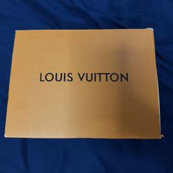LOUIS VUITTON CROSS BODY BAG
