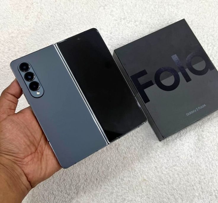 Samsung Galaxy Z Fold 4 Unlocked, FREE Smartwach/ Headphones. Pay $1 Today Rest in payments. NO CREDIT NEEDED FINANCING