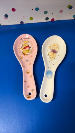 Disney  Winnie The Pooh Ceramic Spoon Rest NEW