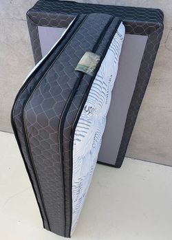 White Bamboo Queen size mattress set
