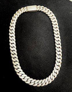Half a kilo Cuban chain