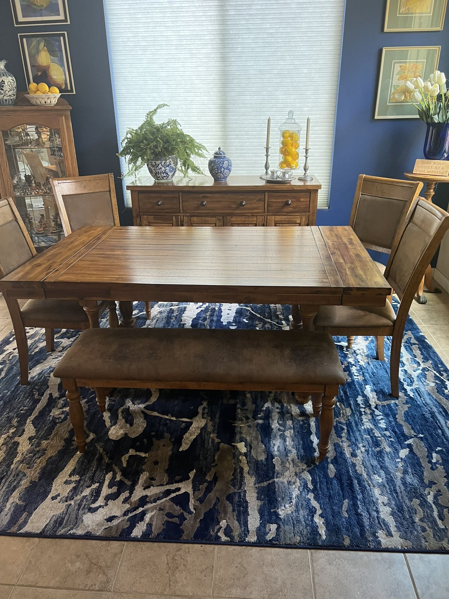 Dining Room Table, Seating And Matching Sideboard/credenza